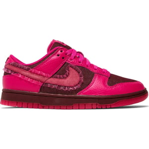 Nike Dunk Low Valentine's Day (2022)