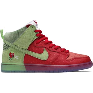 Nike SB Dunk High Strawberry Cough