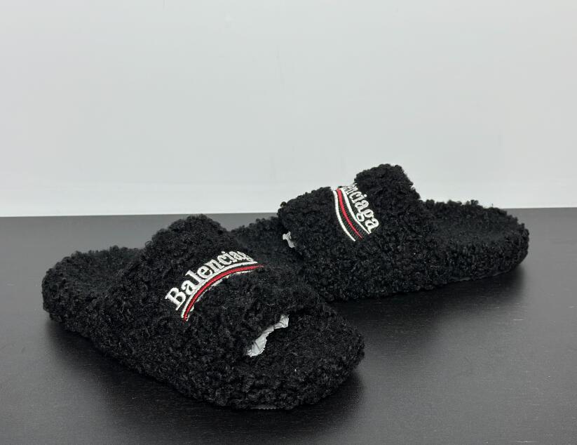 BALENCIAGA 25S SLIPPERS IN BLACK FAUX SHEARLING