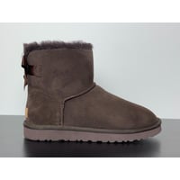 Wmns UGG 4