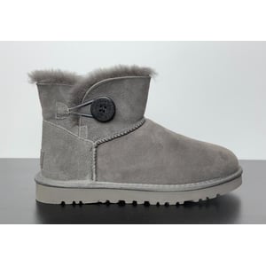 Wmns UGG 9