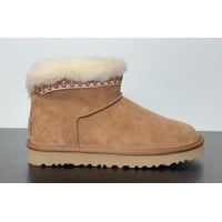Wmns UGG 13