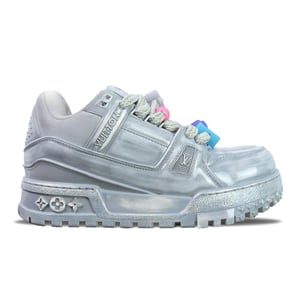 Louis Vuitton Trainer Maxi Sneaker Cinza